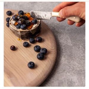 Farmhouse Pottery Cheese Board - Thumbnail 5